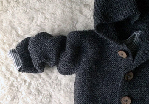 NATURKINDER Baby Kapuzenjanker  [Strickanleitung]