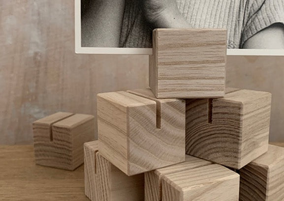 FOTOHALTER POSTKARTENHALTER EICHE