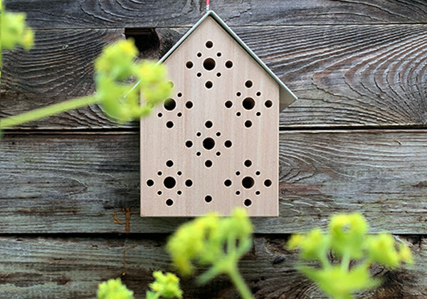 (WILD) BIENEN NISTHILFE *BEES' INN*